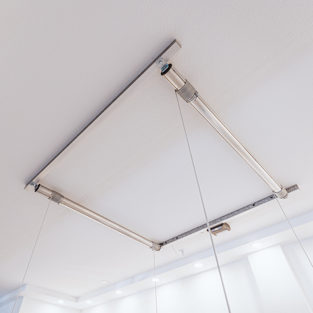 Auxx-Lift – Motorized Overhead Garage Storage Platform